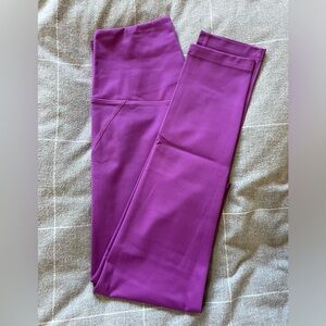 Girlfriend collective Compressive High-Rise Legging in 23 3/4" Inseam / XS